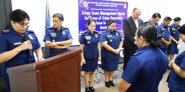 2014, PNP police graduate from EPJUST II Crime Scene Management Course for Team Leaders of Scene of Crime Operatives (SOCO). EPJUST II delivered three batches if this training in Aug-Oct 2014, comprising more than 60 SOCOs, based on EPJUST II-supported revised SOCO Manual. Key-note speaker and lecturer: Bo Alstrom, EPJUST II Criminal Justice Expert. 